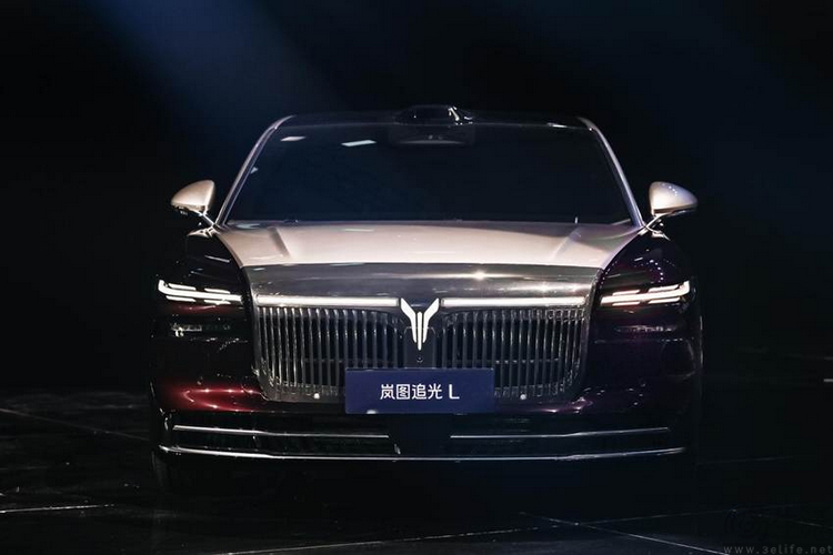双旗舰车型同发,岚图再次担纲中式造车领军者 双旗舰车型同发,岚图再次担纲中式造车领军者