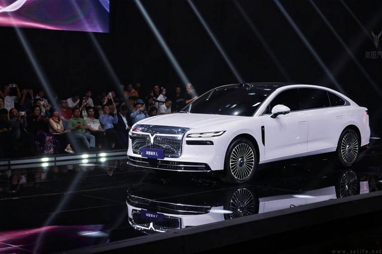 双旗舰车型同发,岚图再次担纲中式造车领军者 双旗舰车型同发,岚图再次担纲中式造车领军者