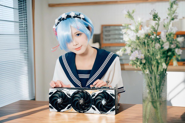 玩前胆大，玩后怕怕，日式恐怖《寂静岭f》敢玩吗？